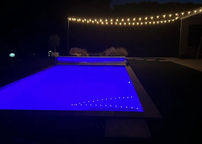 ヴィラ Midnight *